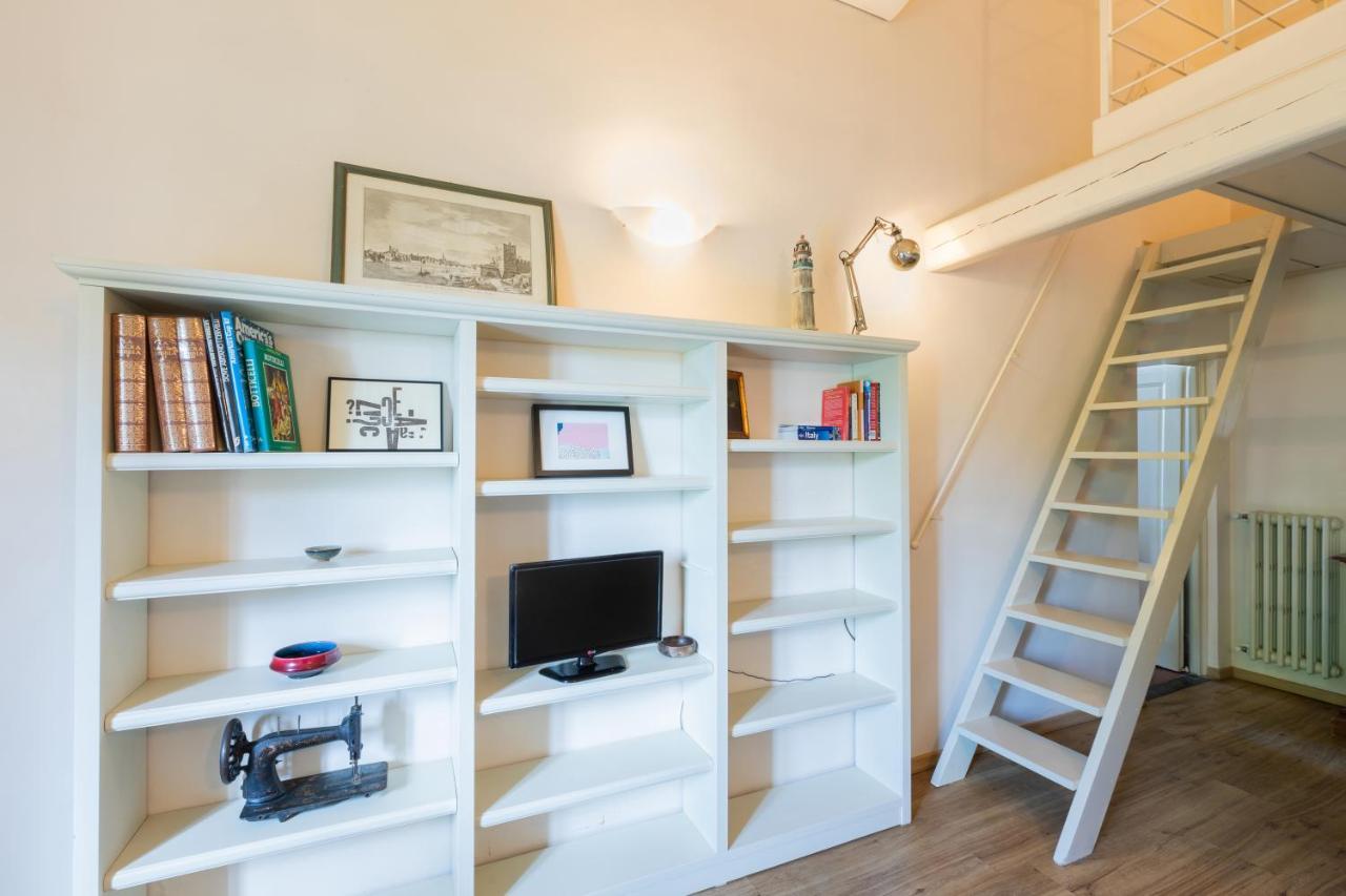 Flat Juana -Bright Apartment Santa Maria Novella فلورنس المظهر الخارجي الصورة
