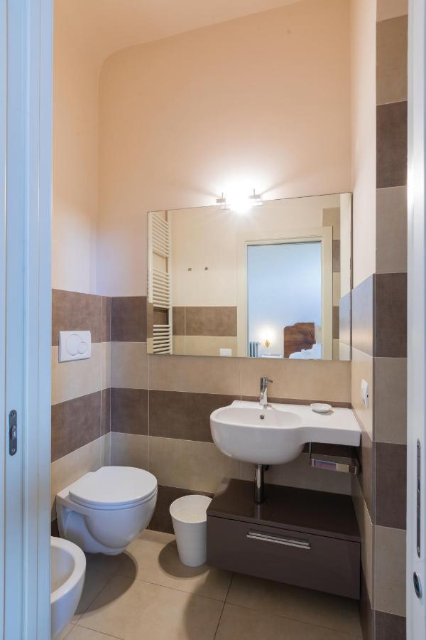 Flat Juana -Bright Apartment Santa Maria Novella فلورنس المظهر الخارجي الصورة