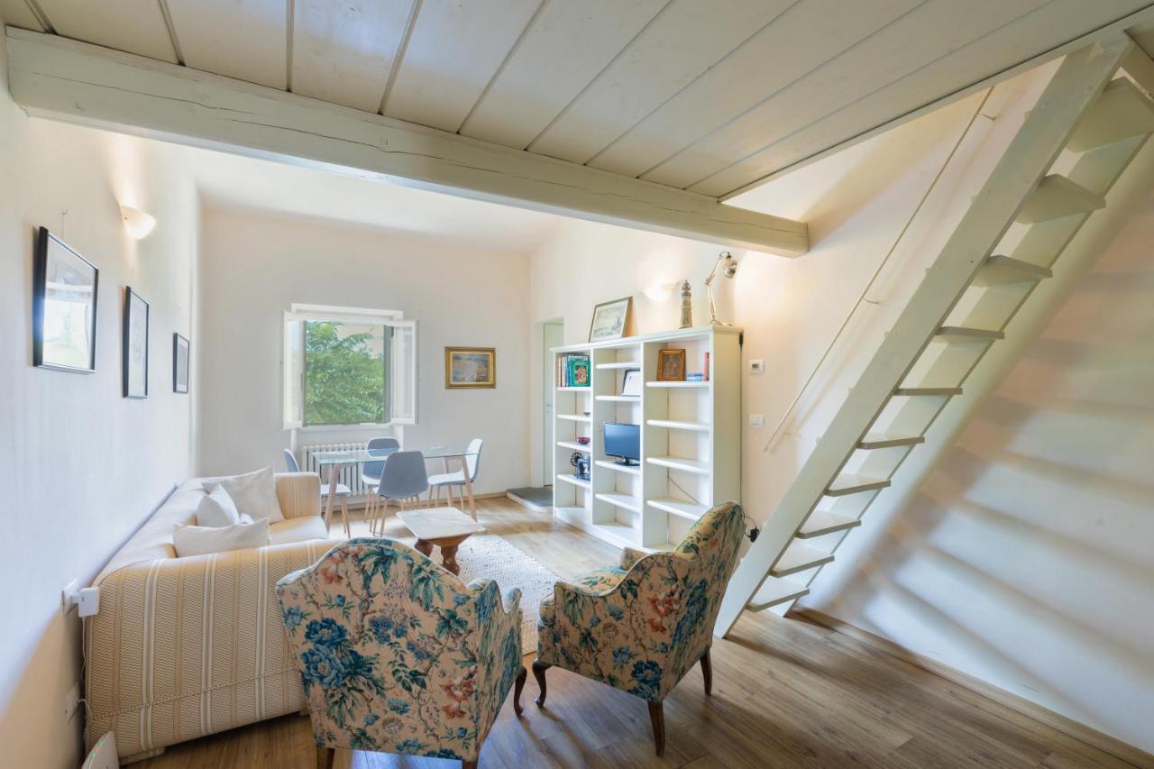 Flat Juana -Bright Apartment Santa Maria Novella فلورنس المظهر الخارجي الصورة